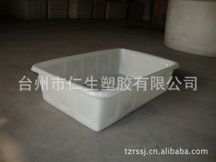 滾塑容器選購指南 100升塑料方盆的品質(zhì)保證與應用優(yōu)勢